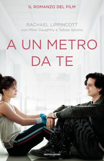 Recensione di A un metro da te di Rachael Lippincott Recensione di A un metro da te di Rachael Lippincott