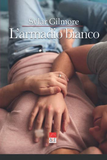 Recensione di L’armadio bianco di Sylar Gilmore Recensione di L’armadio bianco di Sylar Gilmore